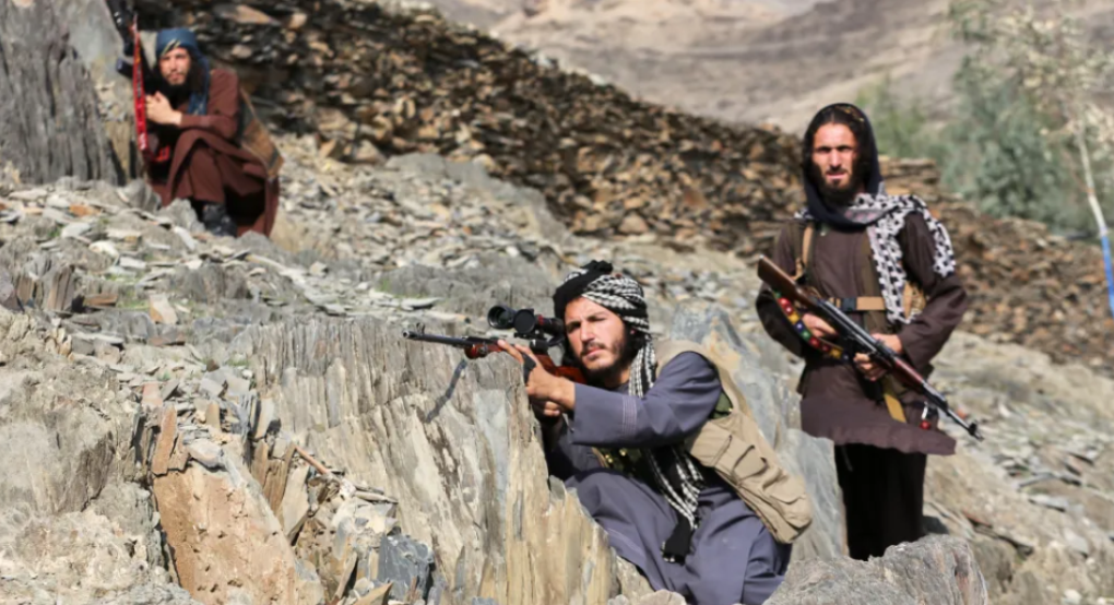 «Ανοιχτός πόλεμος» Πακιστάν - Αφγανιστάν με εκατοντάδες νεκρούς και τραυματίες