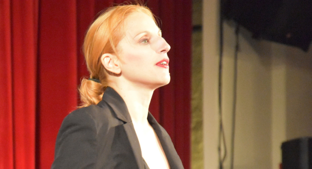 Ωδή στην Παγκόσμια Ημέρα της Γυναίκας / Η παράσταση «Τίμιες Πόρνες» της Λένας Τερκεσίδου στο Δημοτικό Θέατρο Νάουσας