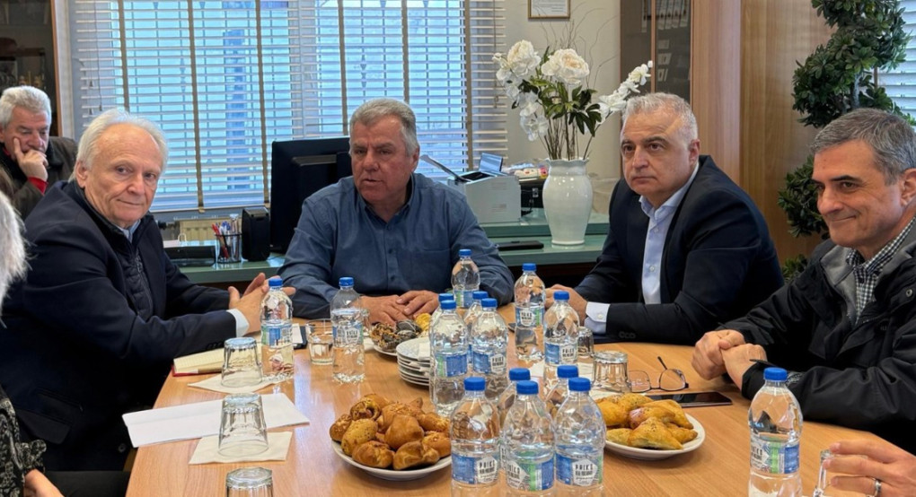 Σε πρώτο πλάνο ο πρωτογενής τομέας της Ημαθίας: Επίσκεψη του Υφυπουργού Ανάπτυξης Λάζαρου Τσαβδαρίδη και του Υφυπουργού Αγρ. Ανάπτυξης Γιάννη Ανδριανού σε παραγωγικές μονάδες της Νάουσας