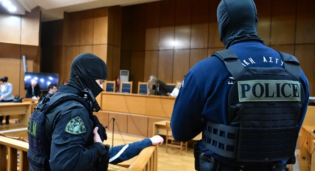 Χρυσή Αυγή: Ανακοινώθηκαν οι ποινές  – 13 χρόνια κάθειρξης σε Μιχαλολιάκο και Κασιδιάρη