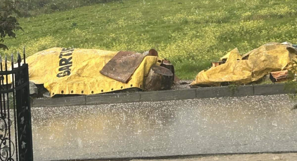 Σφοδρή χαλαζόπτωση έπληξε τον Μυλότοπο Πέλλας – Εκτεταμένες ζημιές σε καλλιέργειες