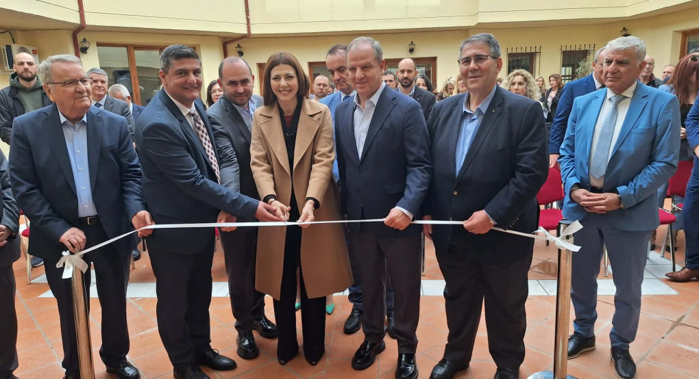 Εγκαίνια για το Κέντρο Καινοτομίας Πελλας: Παρούσα η Υπουργός Παιδείας
