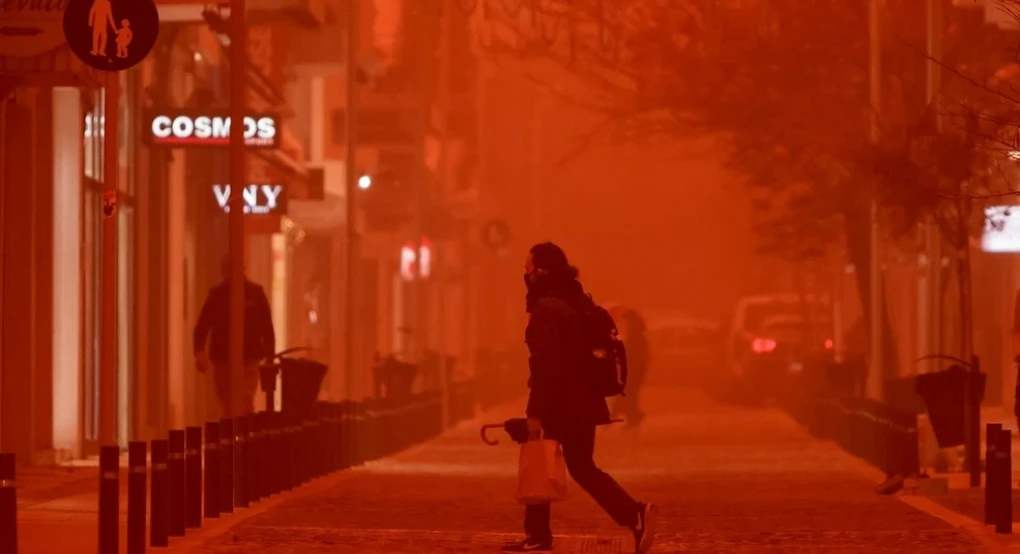 «Πνίγηκε» η Κρήτη στην αφρικανική σκόνη: Ιστορικό ρεκόρ ρύπανσης