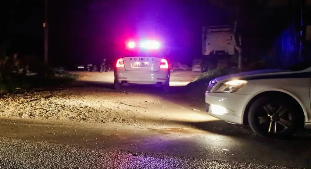 Θεσσαλονίκη: Προσπάθησαν να κλέψουν καύσιμα για να γεμίσουν κλεμμένο αυτοκίνητο, έκλεισαν τον δρόμο σε οδηγό για να βουτήξουν κι άλλο ΙΧ