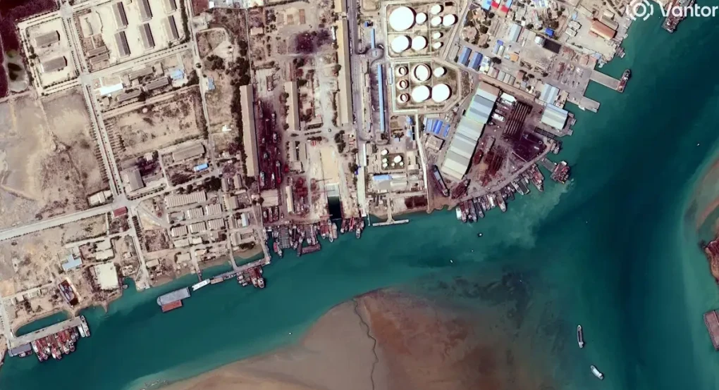 Ιράν: Χτυπήθηκε χώρος του εργοστασίου πυρηνικής ενέργειας στην Μπουσέχρ του Ιράν – Δεν υπάρχουν αναφορές για ζημιές ή θύματα