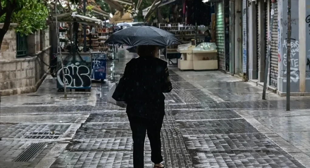 Επελαύνει η κακοκαιρία Erminio - Στο κόκκινο σήμερα η Βόρεια Ελλάδα