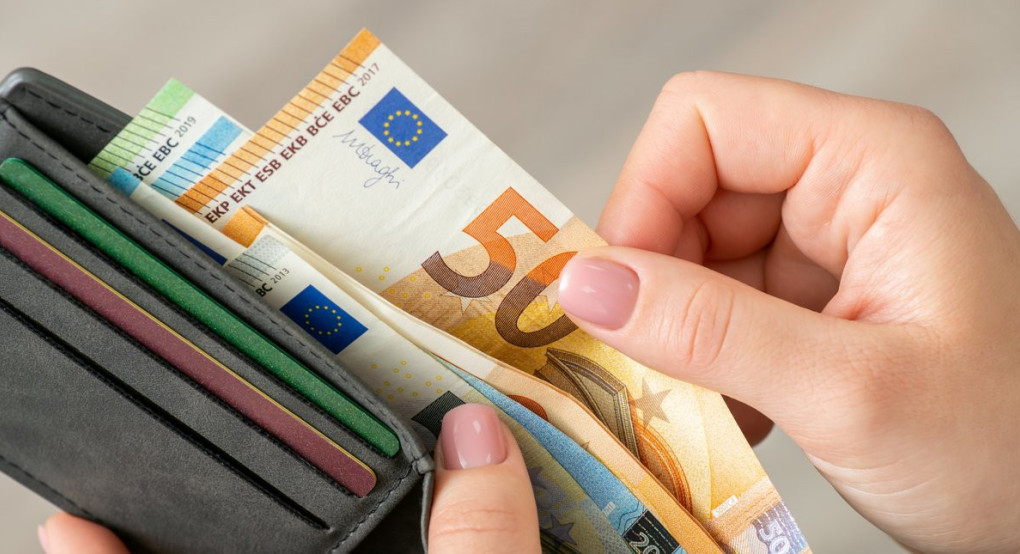 Συντάξεις Απριλίου: Γιατί γίνεται σήμερα η πρώτη πληρωμή