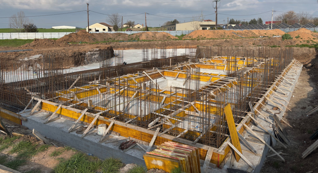 Επίσκεψη του Διονύση Σταμενίτη στο υπό κατασκευή νέο Μουσικό Σχολείο Γιαννιτσών