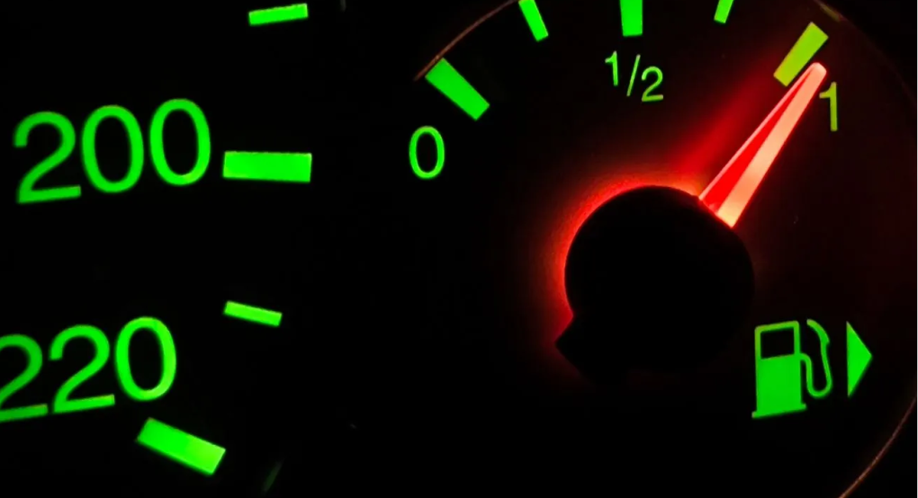 Fuel Pass: Πώς κάνετε αίτηση, ποιοι το δικαιούνται, πότε πληρώνονται τα ποσά