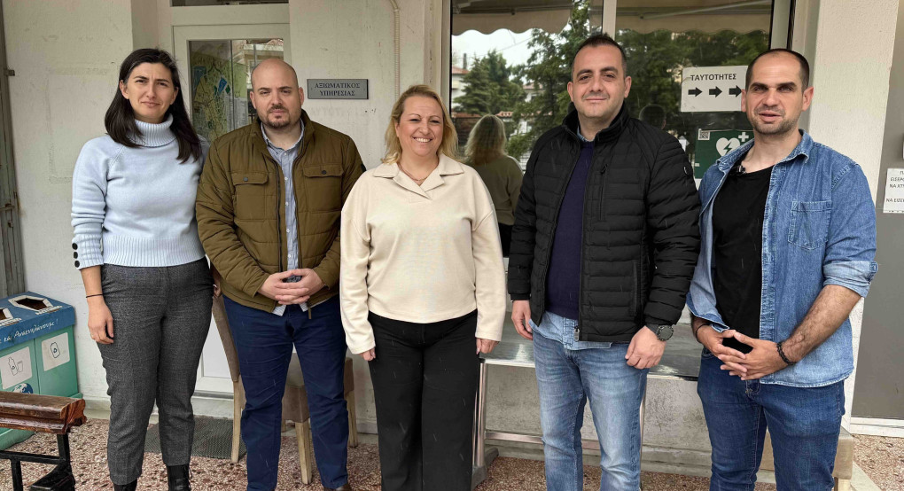 Ένωση Αξιωματικών Αστυνομίας Κεντρικής Μακεδονίας -Επίσκεψη στο Αστυνομικό Τμήμα Ωραιοκάστρου - Παράδοση ηλεκτρονικού υπολογιστή