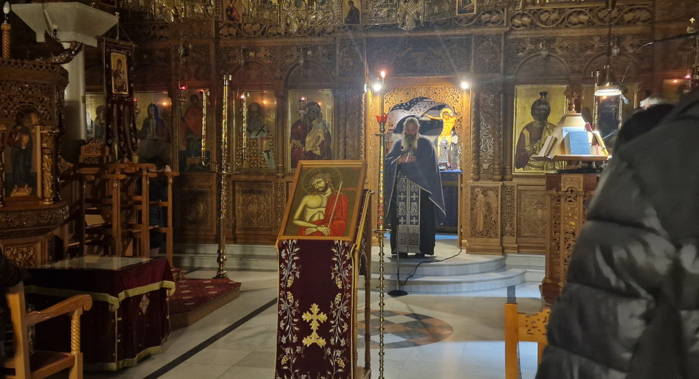 Η Ακολουθία του Νυμφίου στην Άψαλο Αλμωπίας – Πλήθος πιστών και εμπνευσμένο κήρυγμα του π. Παντελεήμονος