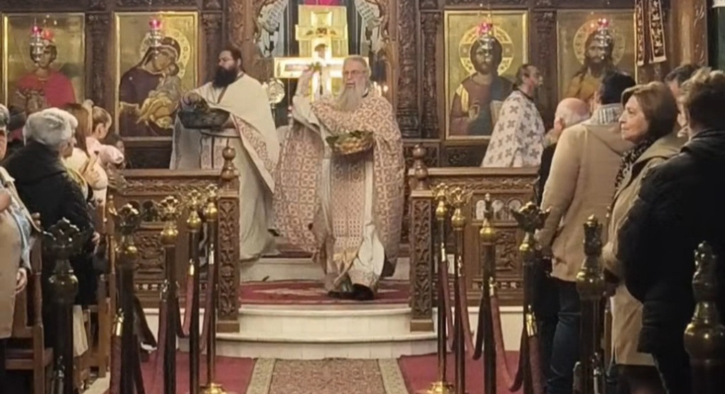 Με λαμπρότητα και κατάνυξη η Πρώτη Ανάσταση στον Ιερό Ναό Αγίου Γεωργίου Γιαννιτσών
