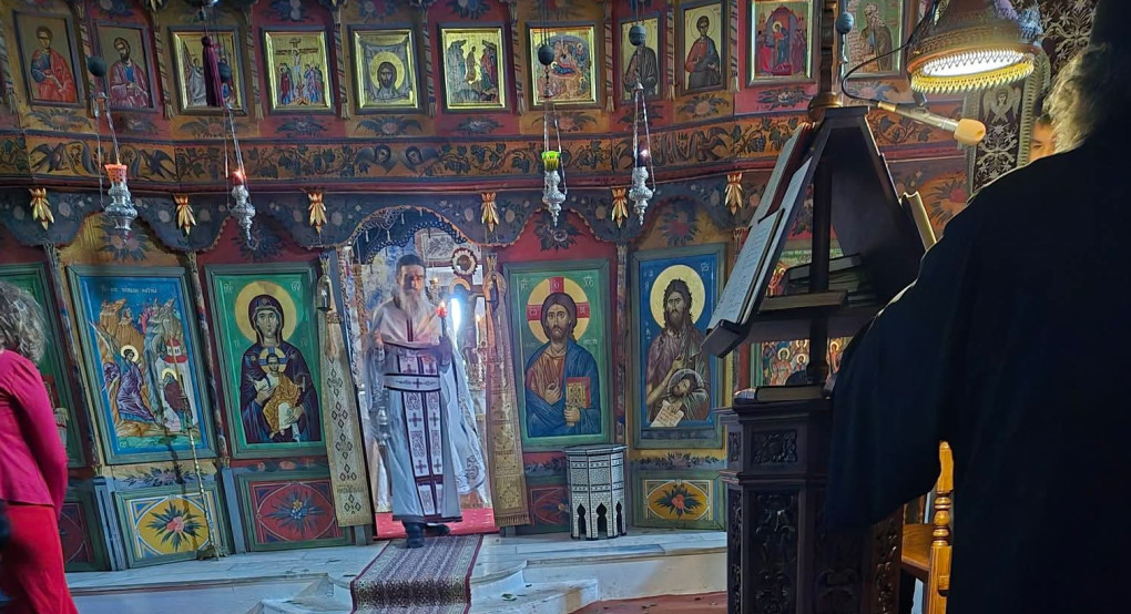 Με λαμπρότητα και κατάνυξη ο εορτασμός στην Ιερά Μονή Αρχαγγέλου Μιχαήλ – Παρών ο Δήμαρχος Αλμωπίας