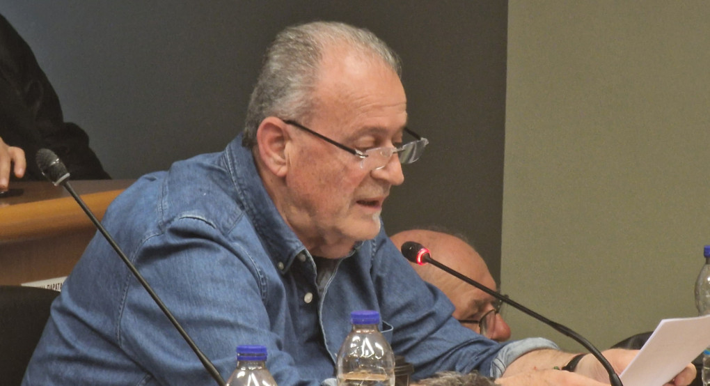 Σαββίδης: «Προσχηματική η διαγραφή μου» – Προσφυγή στην Αποκεντρωμένη και αιχμές κατά πλειοψηφίας