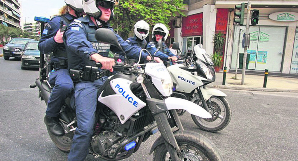 Αυξήσεις και αναδρομικά σε 75.855 ένστολους