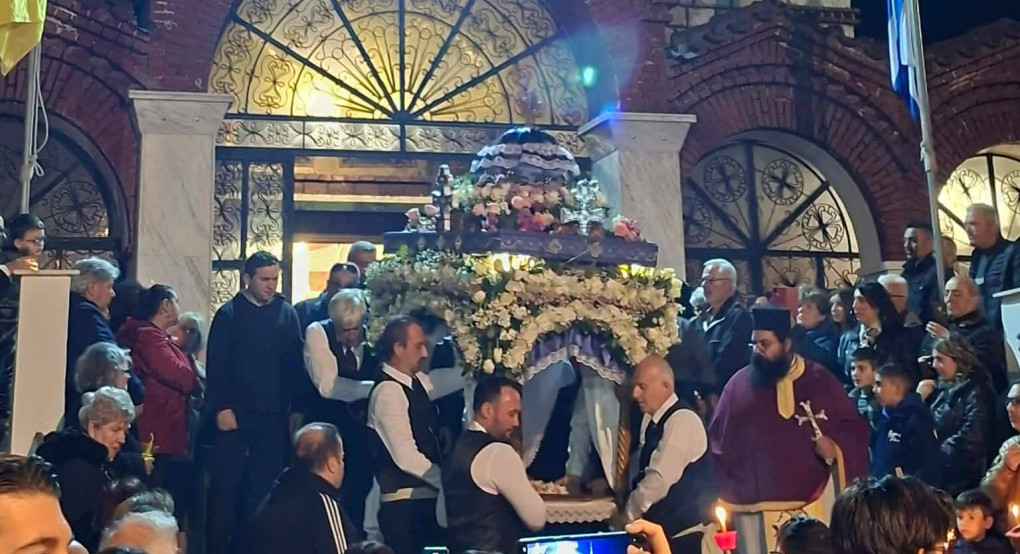 Σύλλογος 'Στράντζα': Οι "συνοδοί" του Επιταφίου στον Ι.Ν. Αγίου Γεωργίου Γιαννιτσών