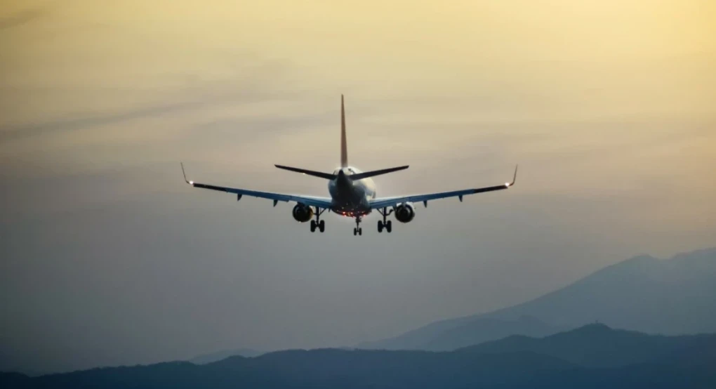 Στο κόκκινο ντίζελ και αεροπορικά καύσιμα στην ΕΕ: Η «θηλιά» των 42 ημερών και τα νέα κυβερνητικά μέτρα στο τραπέζι