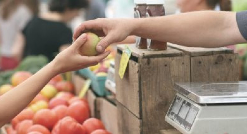 Ρυθμίσεις για Λαϊκές Αγορές αποκλειστικά για παραγωγούς με νομοσχέδιο που κατατέθηκε στην Βουλή