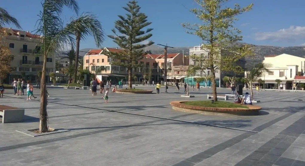 Κεφαλονιά: Μυστήριο με 19χρονη που βρέθηκε νεκρή στην κεντρική πλατεία του Αργοστολίου