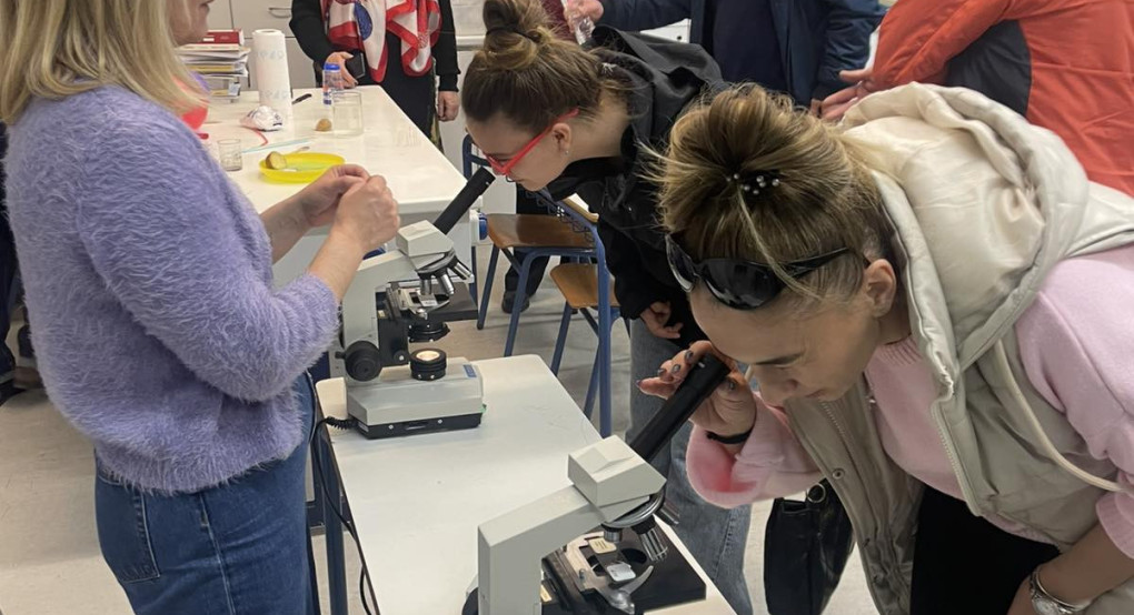 1ο ΓΕΛ και ΣΔΕ Έδεσσας -Δράση με τίτλο «Οι  θετικές επιστήμες στην καθημερινότητα»μια συνάντηση της Χημείας, της Βιολογίας και της Φυσικής