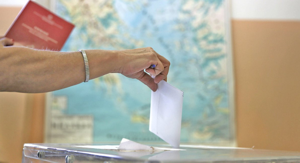 Ποιοι δήμαρχοι και περιφερειάρχες θέλουν να είναι υποψήφιοι βουλευτές με τη ΝΔ -Όλα τα ονόματα