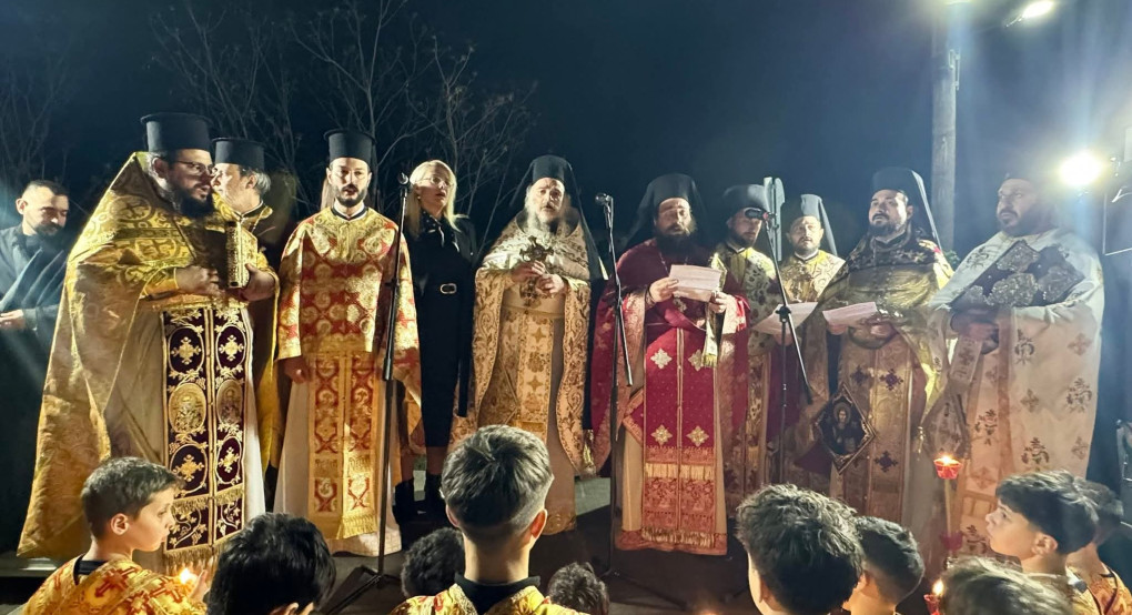 Συνάντηση Επιταφίων στη Γέφυρα της ΠΥΛΑΙΑΣ για 2η χρονιά.: Προεξείχε ο Ιεροκήρυκας π Χερουβίμ Τσινογλου