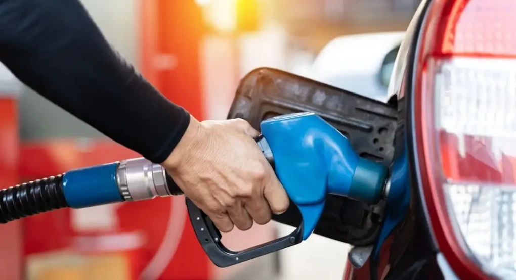 Fuel Pass: Πάνω από 2 εκατ. οι αιτήσεις, στο 70,5% των επιλέξιμων η κάλυψη