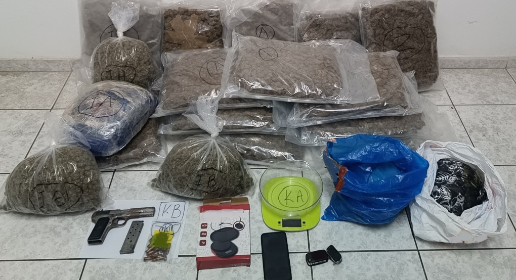 Συνελήφθη ένα άτομο για διακίνηση και κατοχή ναρκωτικών ουσιών, καθώς και για παράνομη οπλοκατοχή