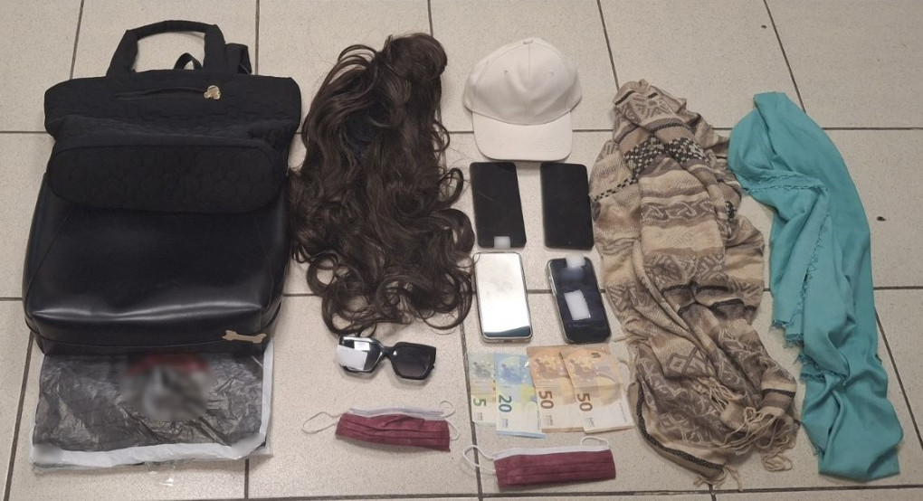 Συνελήφθησαν 4 άτομα, μέλη εγκληματικής ομάδας, που διέπρατταν τηλεφωνικές απάτες σε βάρος κυρίως ηλικιωμένων