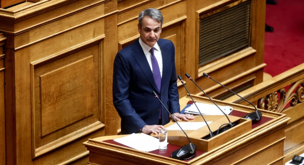 Η ρελάνς Μητσοτάκη στη Βουλή, τα θεσμικά ανοίγματα μέσω Συντάγματος και το ραντεβού με τους βουλευτές της ΝΔ στις 30 Απριλίου