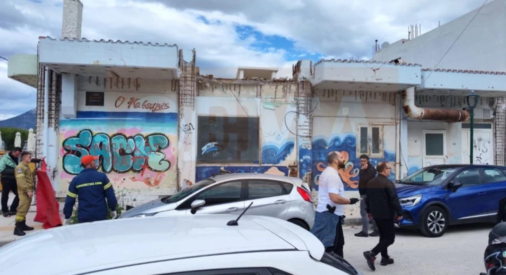 Συνελήφθη ο εργολάβος για το μπαλκόνι που κατέρρευσε και σκότωσε γυναίκα στην Κόρινθο, αναζητούνται μηχανικός, ιδιοκτήτρια και εργάτες