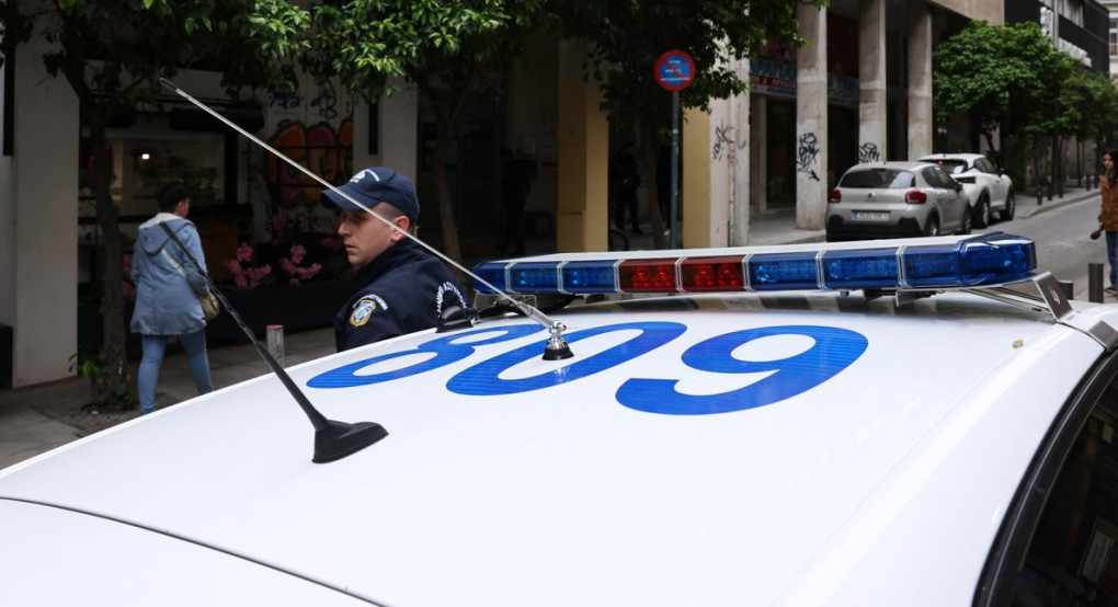 Σοκ στη Νέα Ιωνία: Οδηγός απείλησε με όπλο υπαλλήλους καθαριότητας -Έλεγε ότι του χτύπησαν το ΙΧ με τον κάδο