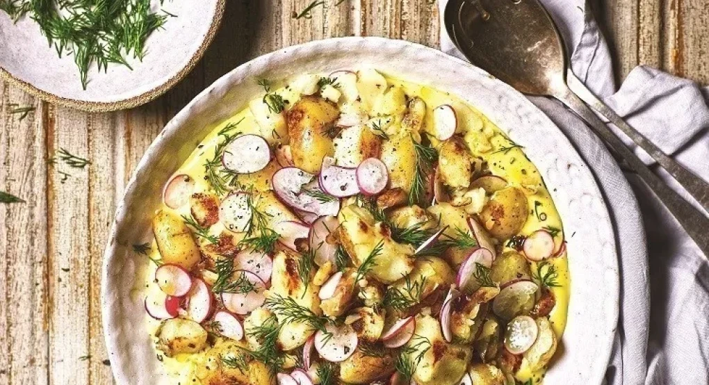 Συντγή με ανοιξιάτικα λαχανικά - Πατατοσαλάτα με ραπανάκι, άνηθο και σκορδάτη μαγιονέζα