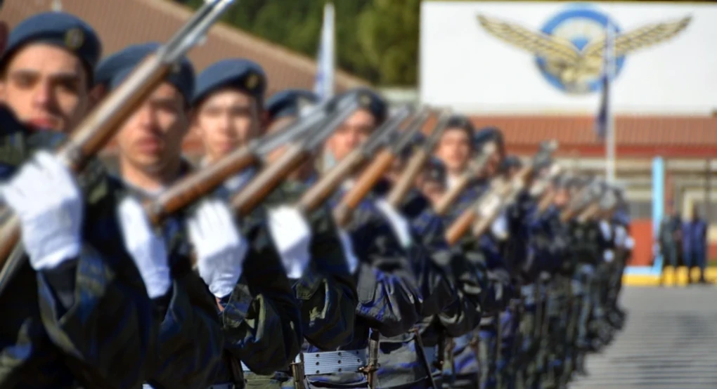 Εντυπωσιακή άνοδος στις στρατιωτικές σχολές το 2026: Τι δείχνουν τα στοιχεία του υπουργείου Εθνικής Άμυνας