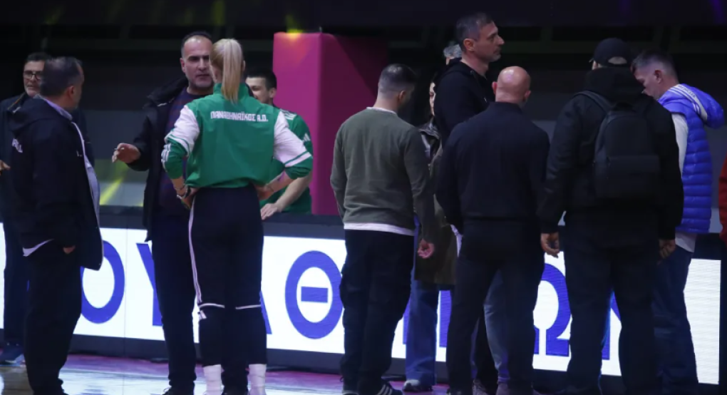 Διακόπηκε ο πρώτος τελικός στην Α1 γυναικών - Δεν κατέβηκε στο β' ημίχρονο ο Παναθηναϊκός