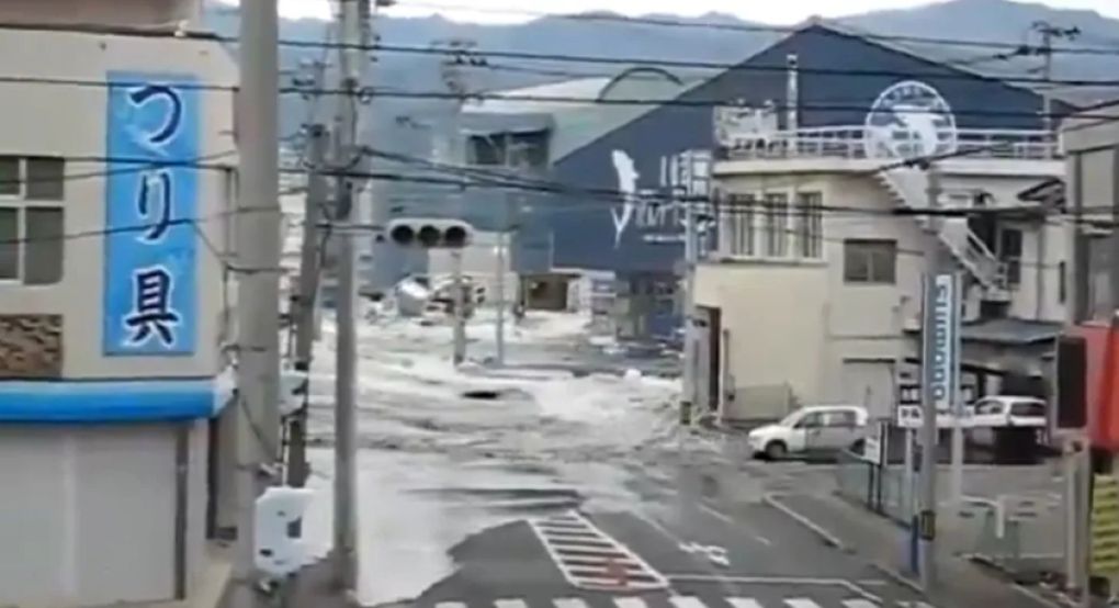 Σοκαριστικά βίντεο: Τα 7.7 Ρίχτερ που τρομοκράτησαν την Ιαπωνία