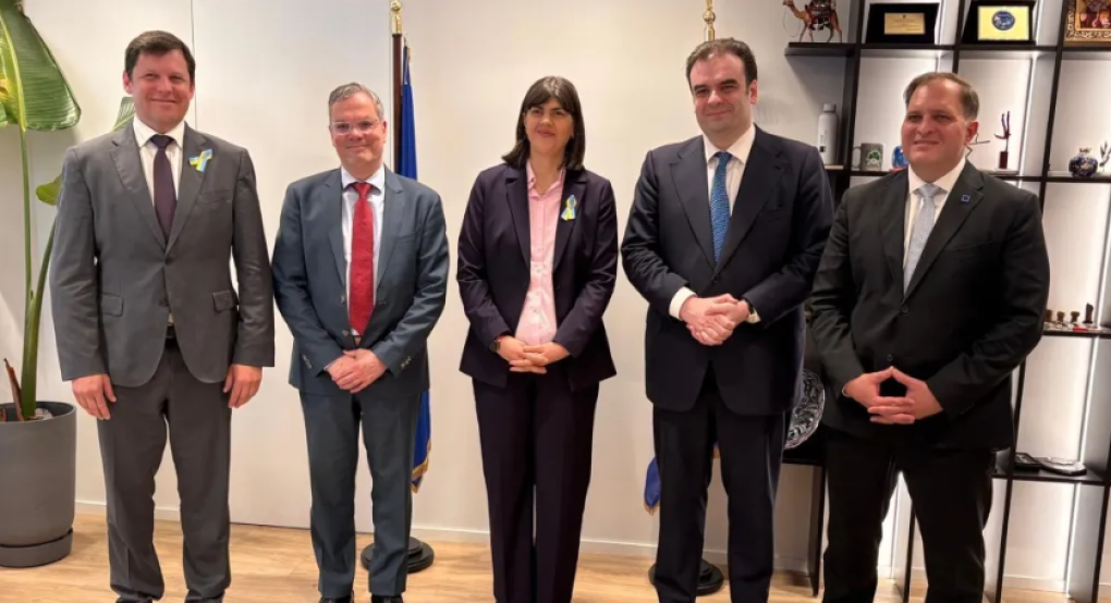 Συνάντηση Πιερρακάκη – Κοβέσι στην ΑΑΔΕ για τα τελωνεία: «Ιστορία επιτυχίας η επιχείρηση "Καλυψώ"»