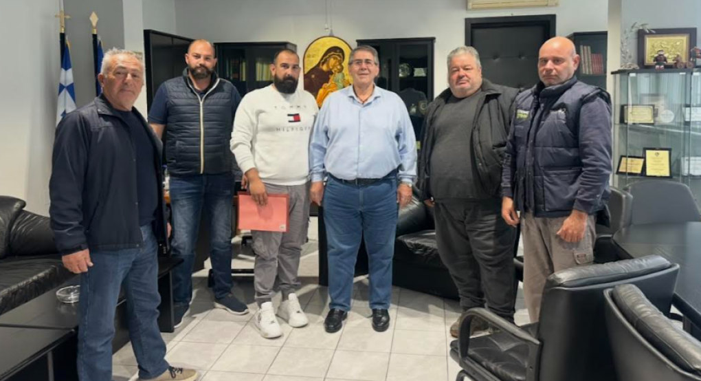 Αγροκτηνοτροφικός Σύλλογος Πέλλας "Ενότητα": Συνάντηση με Τζαμτζή για την ξήρανση των καρποφόρων βλαστών