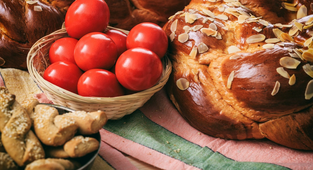 Πασχαλινό ημερολόγιο 2026: Τι ετοιμάζουμε και τι τρώμε τη Μεγάλη Πέμπτη