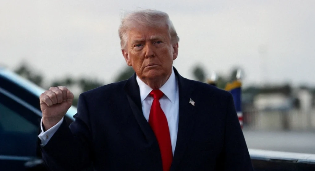 «Θα εξολοθρεύσουμε όποιο πλοίο πλησιάσει» απειλεί ο Τραμπ για τα Στενά του Ορμούζ - Σε ισχύ ο ναυτικός αποκλεισμός από τις ΗΠΑ