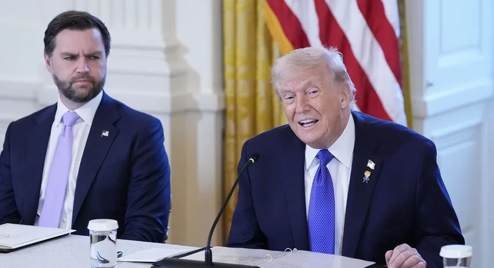 Σήμερα η υπογραφή της συμφωνίας με το Ιράν, λέει ο Τραμπ ενώ ο Βανς αναμένεται στο Ισλαμαμπάντ