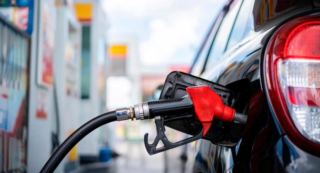 Η κρίση στην Μέση Ανατολή φέρνει παράταση των μέτρων για τα καύσιμα