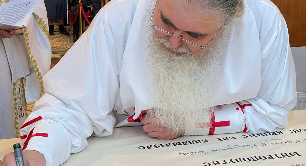 «Λαμπρά εγκαίνια και Αρχιερατική Θεία Λειτουργία στην Κηφισιά – Το πολυσχιδές έργο του Μητροπολίτη Ιουστίνου