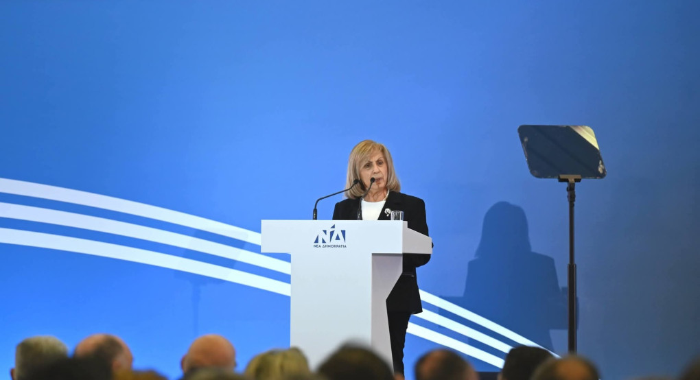 Αθηνα Αηδονά: Άριστη συνεργασία με την κυβέρνηση