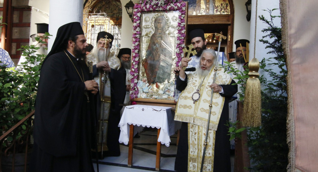 Επέστρεψε η Παναγία η Ελεουσα στην Μητρόπολη