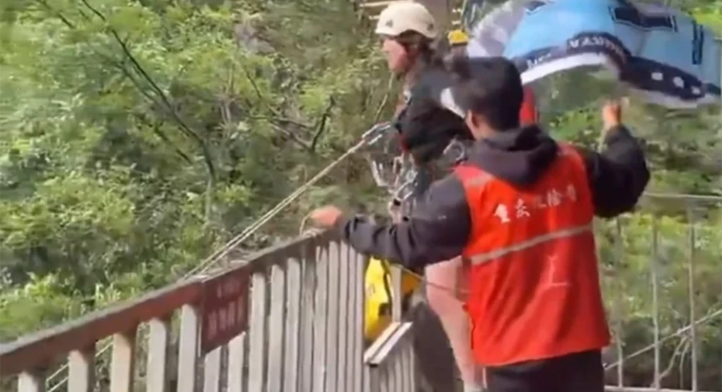 Τραγωδία στην Κίνα: 16χρονη σκοτώθηκε σε zip line πάνω από καταρράκτη – Φώναζε ότι δεν την είχαν δέσει σωστά