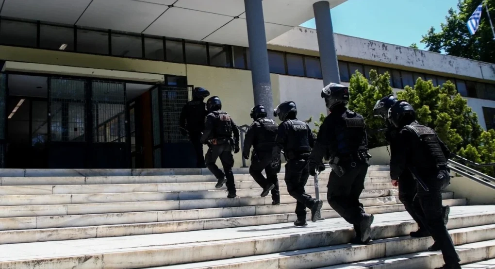 Δημογλίδου για την επίθεση στο ΑΠΘ: «Οι άνθρωποι που εισήλθαν στο ΑΠΘ ήταν και οι ίδιοι φοιτητές»