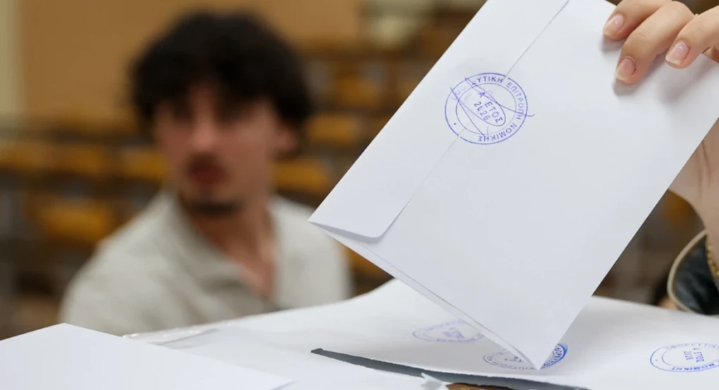 Διπλή πρωτιά... ξανά στις φοιτητικές εκλογές: Τα ποσοστά που δίνουν ΔΑΠ και Πανσπουδαστική, «γαλάζια» καταγγελία για επεισόδια στην καταμέτρηση στο ΕΚΠΑ