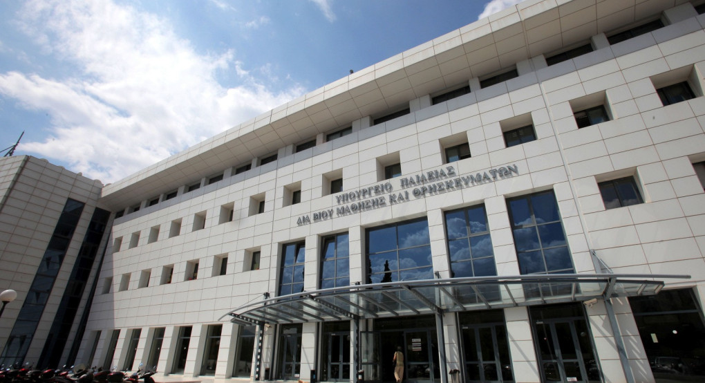 Νατσιός: «Μετά τον γάμο των ομοφυλοφίλων, τώρα η απάλειψη του Θρησκευμάτων από το Υπουργείο»