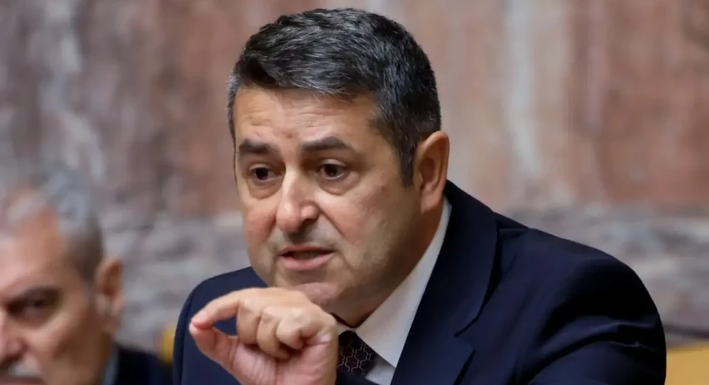 Γιώργος Μυλωνάκης: Σημάδια βελτίωσης της υγείας του – Οι αντιδράσεις του και η επίσκεψη Μητσοτάκη